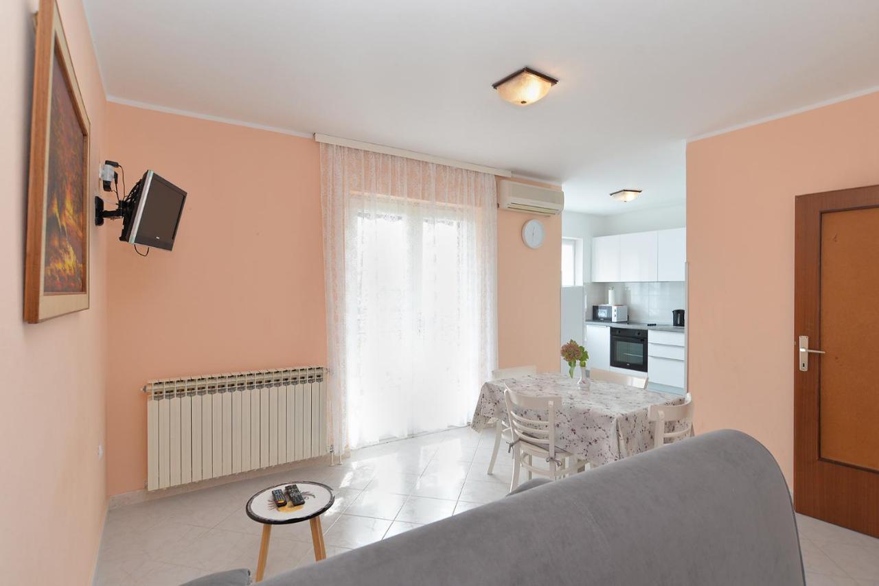 Apartments Medulinska Rabac 757 Kültér fotó